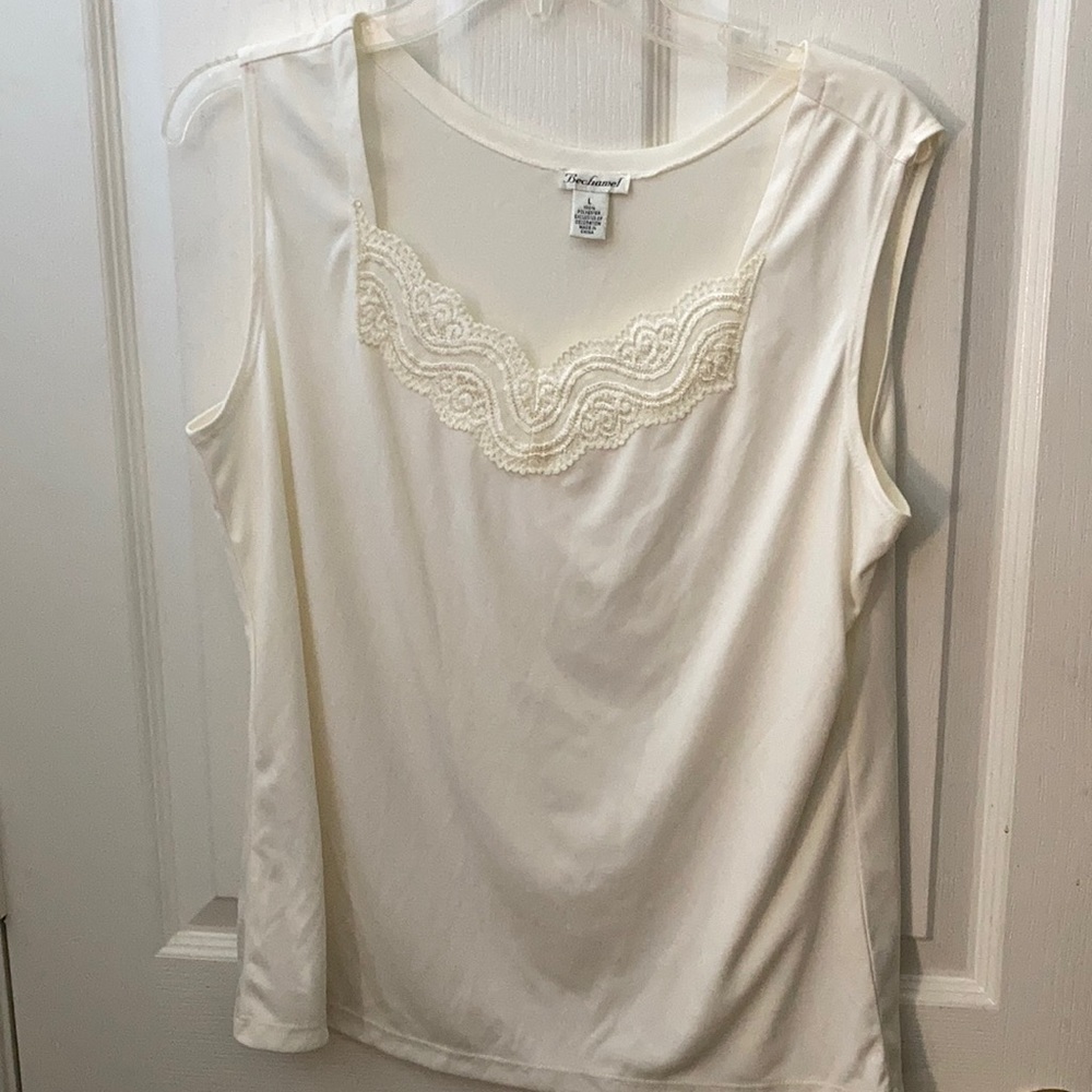 FINAL MARKDOWN Ladies bechamel lace trim tank top large